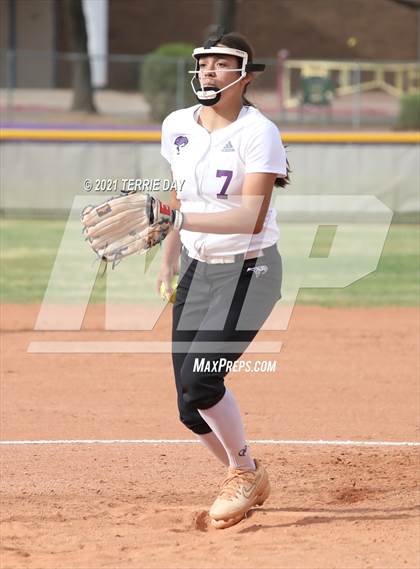 Thumbnail 1 in Williams Field @ North Canyon photogallery.