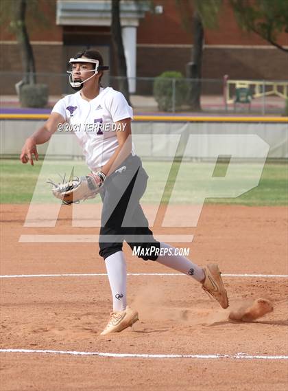 Thumbnail 1 in Williams Field @ North Canyon photogallery.
