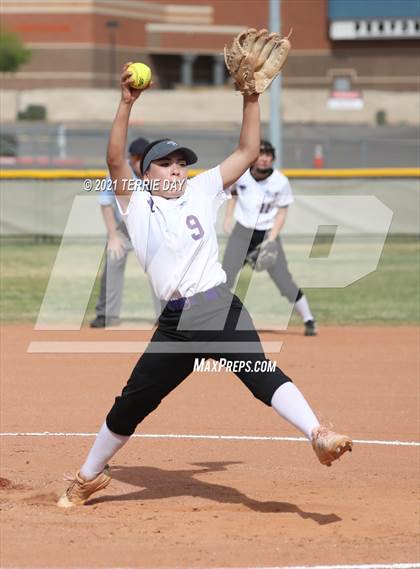 Thumbnail 3 in Williams Field @ North Canyon photogallery.