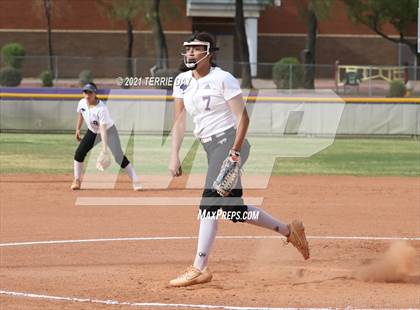 Thumbnail 2 in Williams Field @ North Canyon photogallery.
