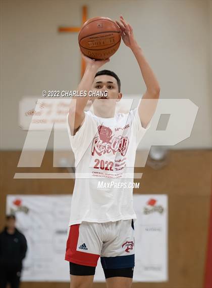 Thumbnail 3 in Shasta vs Rancho Cotate (Rose City Basketball Tournament) photogallery.