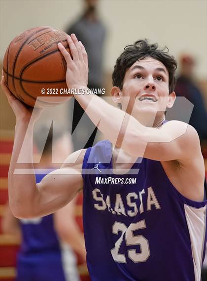 Thumbnail 2 in Shasta vs Rancho Cotate (Rose City Basketball Tournament) photogallery.