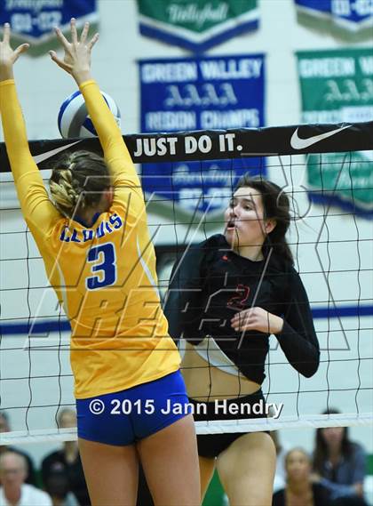 Thumbnail 1 in Flintridge Sacred Heart vs. Clovis (Durango Fall Classic) photogallery.