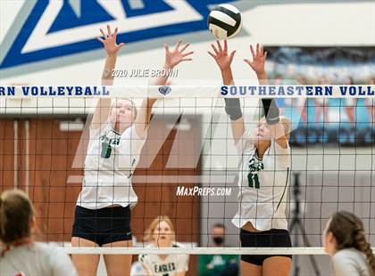 Thumbnail 2 in Fishers vs Zionsville (IHSAA 4A Sectional Semifinal) photogallery.