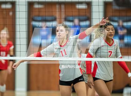 Thumbnail 2 in Fishers vs Zionsville (IHSAA 4A Sectional Semifinal) photogallery.