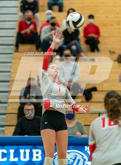 Thumbnail 3 in Fishers vs Zionsville (IHSAA 4A Sectional Semifinal) photogallery.