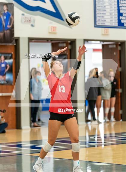 Thumbnail 1 in Fishers vs Zionsville (IHSAA 4A Sectional Semifinal) photogallery.