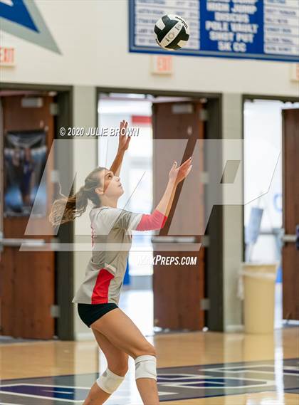 Thumbnail 2 in Fishers vs Zionsville (IHSAA 4A Sectional Semifinal) photogallery.
