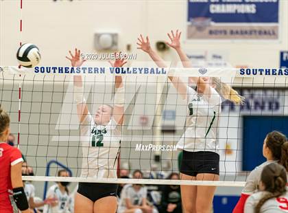 Thumbnail 2 in Fishers vs Zionsville (IHSAA 4A Sectional Semifinal) photogallery.
