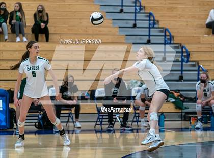 Thumbnail 2 in Fishers vs Zionsville (IHSAA 4A Sectional Semifinal) photogallery.