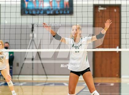 Thumbnail 3 in Fishers vs Zionsville (IHSAA 4A Sectional Semifinal) photogallery.