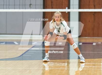 Thumbnail 1 in Fishers vs Zionsville (IHSAA 4A Sectional Semifinal) photogallery.