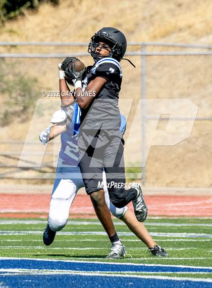 Thumbnail 1 in JV: Capital Christian @ Rocklin photogallery.