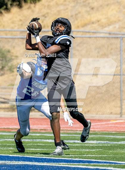 Thumbnail 3 in JV: Capital Christian @ Rocklin photogallery.