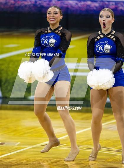 Thumbnail 2 in Grandview CHSAA Spirit Poms photogallery.