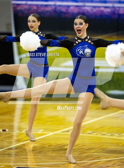 Thumbnail 2 in Grandview CHSAA Spirit Poms photogallery.