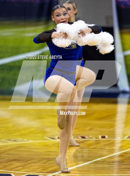 Thumbnail 3 in Grandview CHSAA Spirit Poms photogallery.