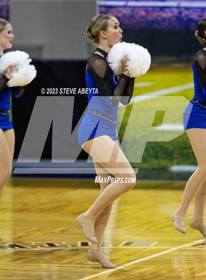 Thumbnail 2 in Grandview CHSAA Spirit Poms photogallery.