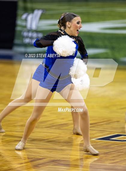 Thumbnail 2 in Grandview CHSAA Spirit Poms photogallery.