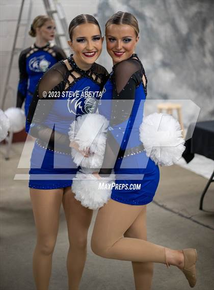 Thumbnail 2 in Grandview CHSAA Spirit Poms photogallery.