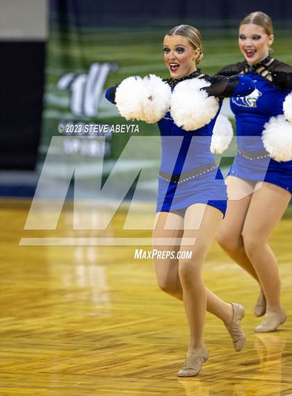 Thumbnail 3 in Grandview CHSAA Spirit Poms photogallery.