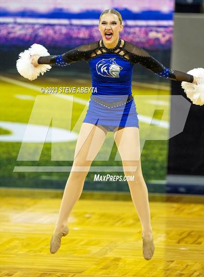 Thumbnail 2 in Grandview CHSAA Spirit Poms photogallery.