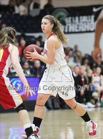 Thumbnail 1 in Carondelet vs. St. Francis (CIF State D1 NorCal Playoffs) photogallery.