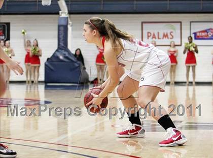 Thumbnail 2 in Carondelet vs. St. Francis (CIF State D1 NorCal Playoffs) photogallery.