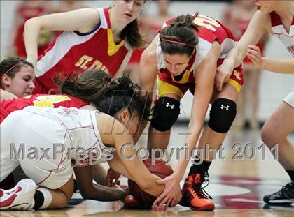 Thumbnail 2 in Carondelet vs. St. Francis (CIF State D1 NorCal Playoffs) photogallery.