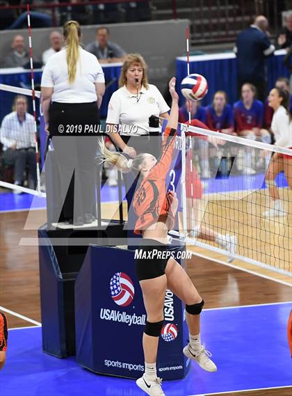 Thumbnail 3 in Lamar vs University (CHSAA 3A 3rd Round) photogallery.