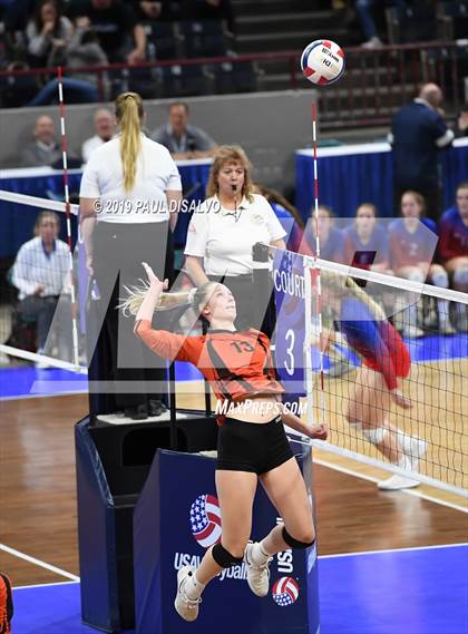 Thumbnail 1 in Lamar vs University (CHSAA 3A 3rd Round) photogallery.
