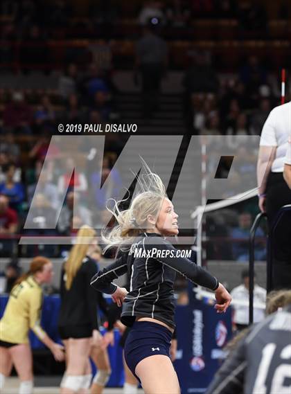 Thumbnail 1 in Lamar vs University (CHSAA 3A 3rd Round) photogallery.
