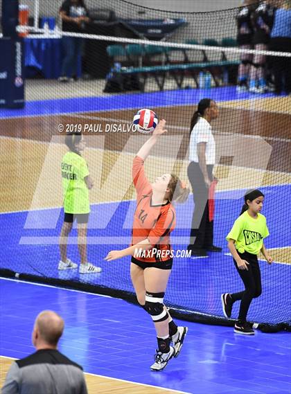 Thumbnail 3 in Lamar vs University (CHSAA 3A 3rd Round) photogallery.