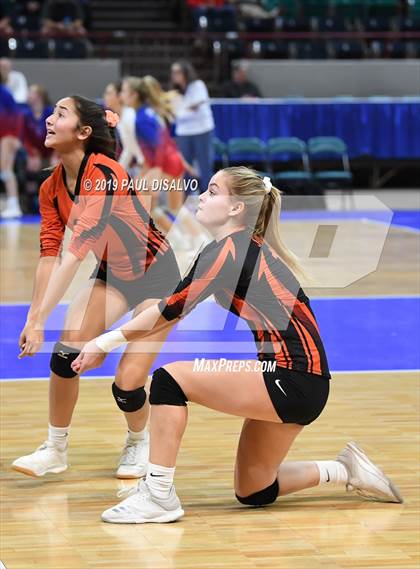 Thumbnail 3 in Lamar vs University (CHSAA 3A 3rd Round) photogallery.