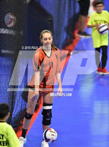 Thumbnail 3 in Lamar vs University (CHSAA 3A 3rd Round) photogallery.