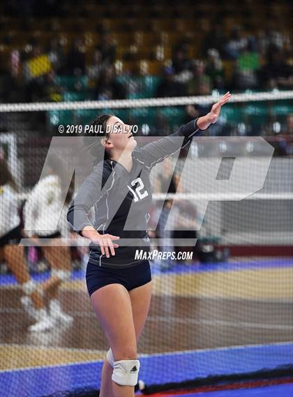 Thumbnail 3 in Lamar vs University (CHSAA 3A 3rd Round) photogallery.