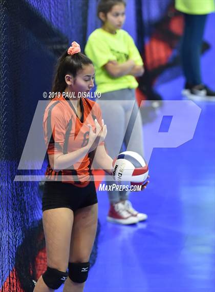 Thumbnail 3 in Lamar vs University (CHSAA 3A 3rd Round) photogallery.