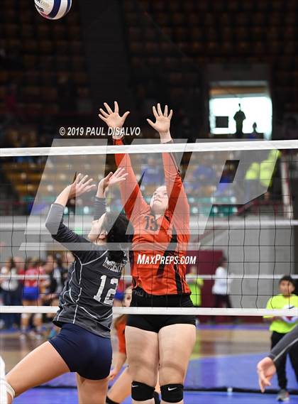 Thumbnail 1 in Lamar vs University (CHSAA 3A 3rd Round) photogallery.