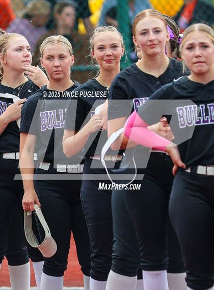 Thumbnail 2 in Hermiston @ Auburn Mountainview (WIAA 3A Opening Round) photogallery.