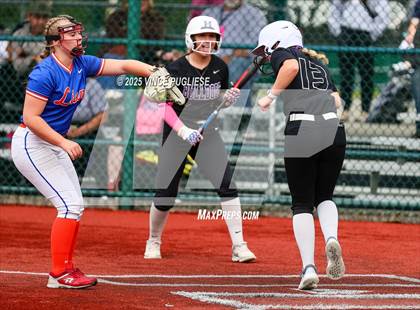 Thumbnail 1 in Hermiston @ Auburn Mountainview (WIAA 3A Opening Round) photogallery.