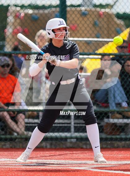 Thumbnail 1 in Hermiston @ Auburn Mountainview (WIAA 3A Opening Round) photogallery.