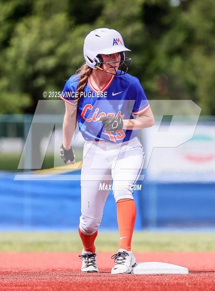 Thumbnail 2 in Hermiston @ Auburn Mountainview (WIAA 3A Opening Round) photogallery.