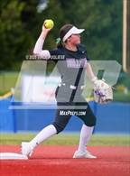 Photo from the gallery "Hermiston @ Auburn Mountainview (WIAA 3A Opening Round)"