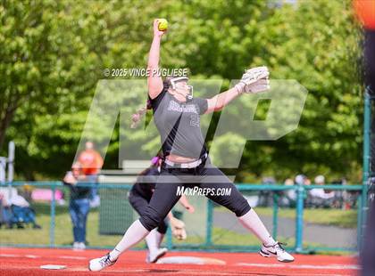 Thumbnail 1 in Hermiston @ Auburn Mountainview (WIAA 3A Opening Round) photogallery.