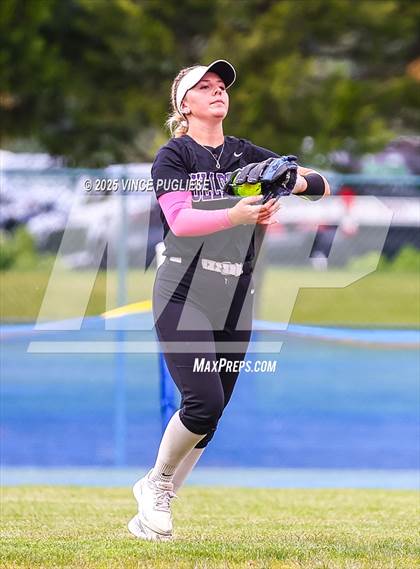 Thumbnail 2 in Hermiston @ Auburn Mountainview (WIAA 3A Opening Round) photogallery.