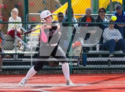 Thumbnail 3 in Hermiston @ Auburn Mountainview (WIAA 3A Opening Round) photogallery.