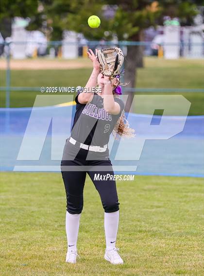 Thumbnail 1 in Hermiston @ Auburn Mountainview (WIAA 3A Opening Round) photogallery.