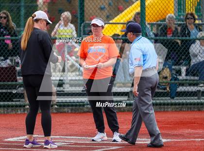 Thumbnail 3 in Hermiston @ Auburn Mountainview (WIAA 3A Opening Round) photogallery.