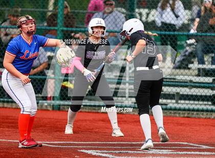 Thumbnail 2 in Hermiston @ Auburn Mountainview (WIAA 3A Opening Round) photogallery.