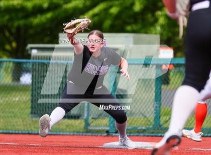 Thumbnail 2 in Hermiston @ Auburn Mountainview (WIAA 3A Opening Round) photogallery.